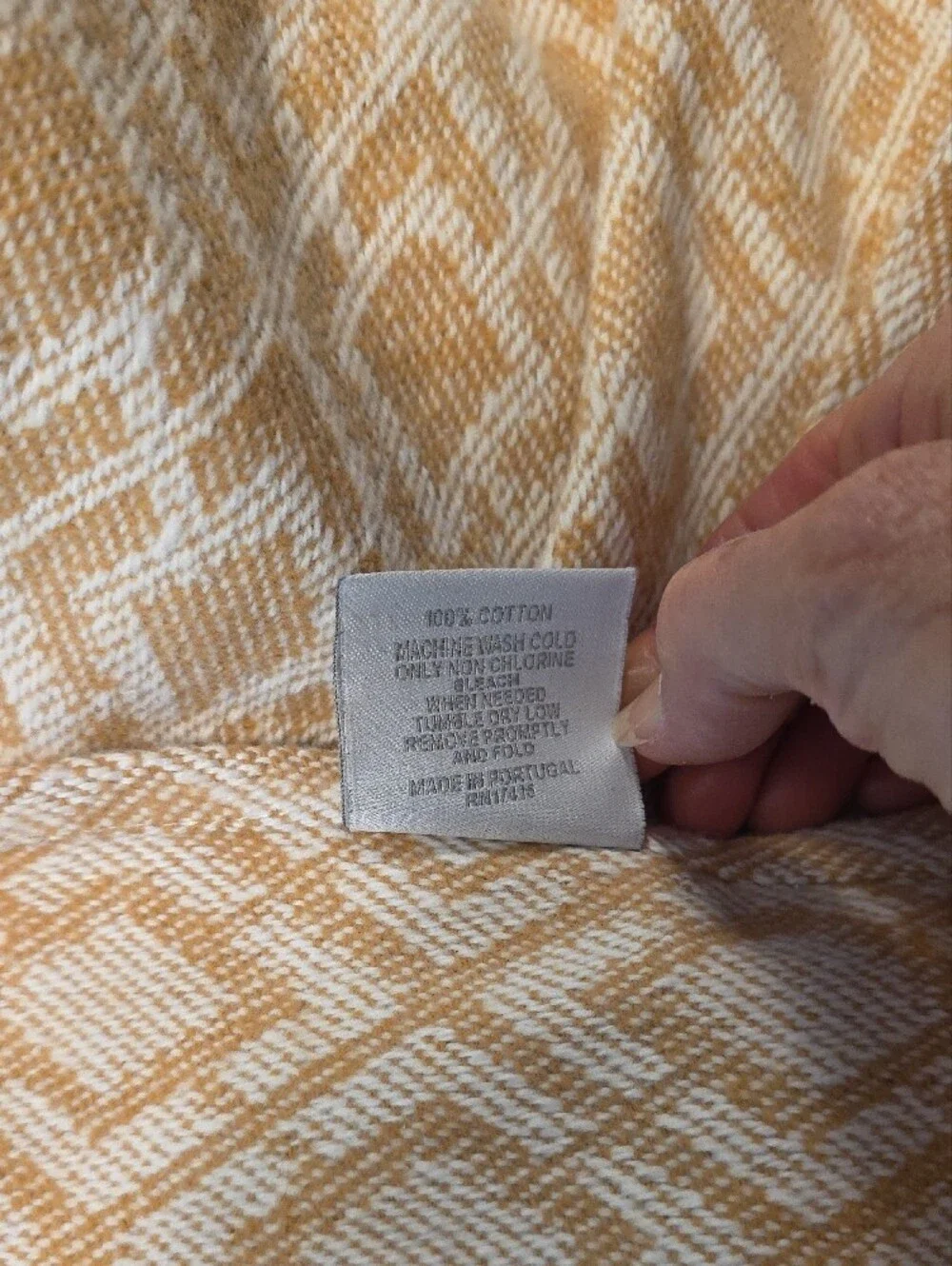 Linea Casa Beige & White Geometric Fringe Throw Blanket 52x70